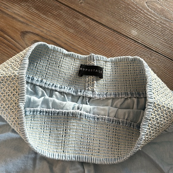 Aeropostale embroidered scallop trimmed shorts - Picture 2 of 3